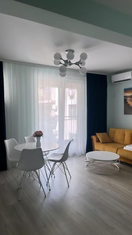 Ini Apartment Alezzi 那沃达利 外观 照片